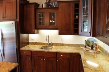 Natural and Engineered Stone Countertops for Kitchens