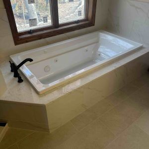 Bath Surround by Alluring